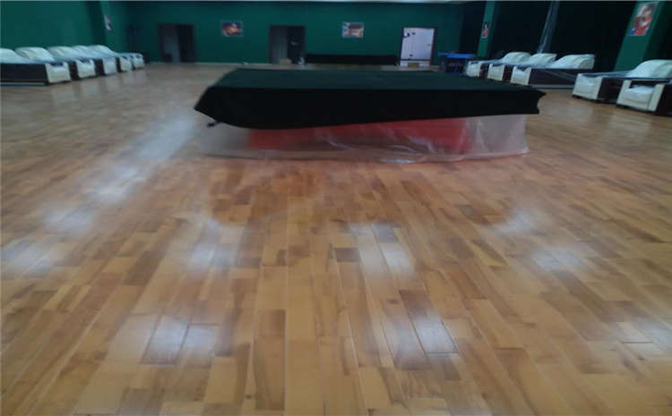 海南實(shí)木運(yùn)動地板品牌