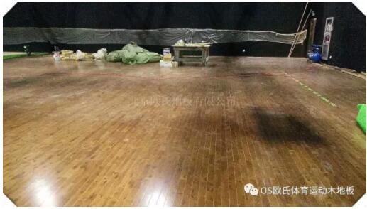北京朝陽區(qū)追光動畫影棚舞臺木地板成功案例 北京朝陽區(qū)追光動畫影棚舞臺木地板成功案例